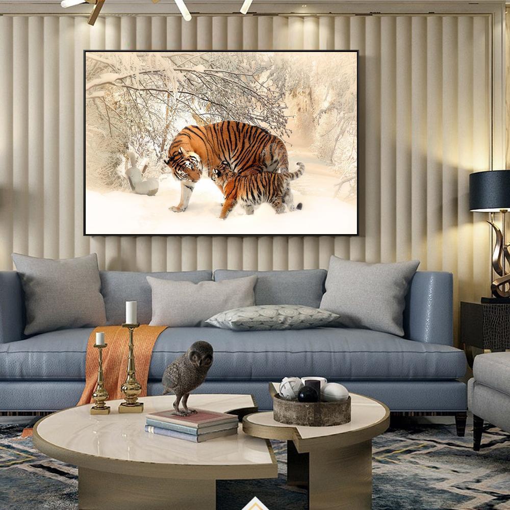 CANVAS - Tigers in the snow