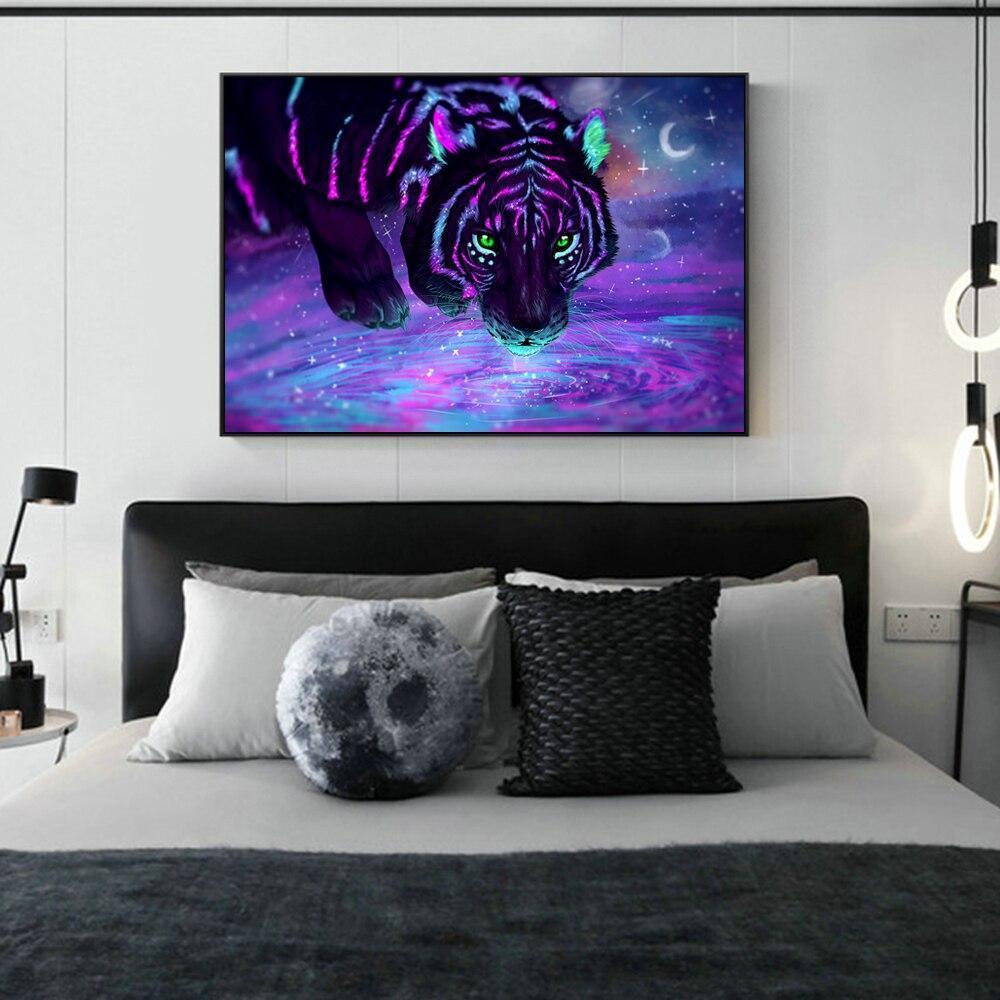 CANVAS - Galaxy Tiger